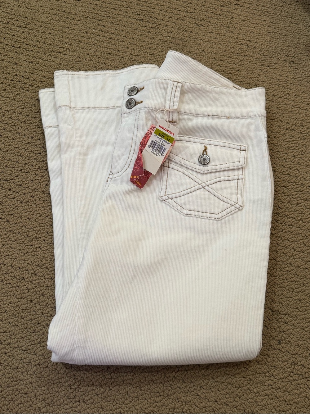 UNIONBAY White Cropped Women's Corduroy Jeans